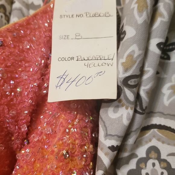 Prom gown - Picture 5 of 7